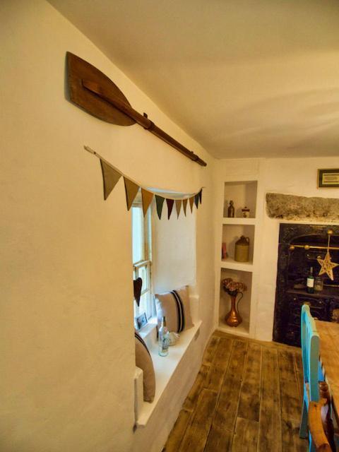 Knocker Cottage Is A 3 Bedroom Made Up Of 1 Double Bedroom And 2 Small Double Bedrooms In Small Village 10 Min To Beaches Camborne Extérieur photo