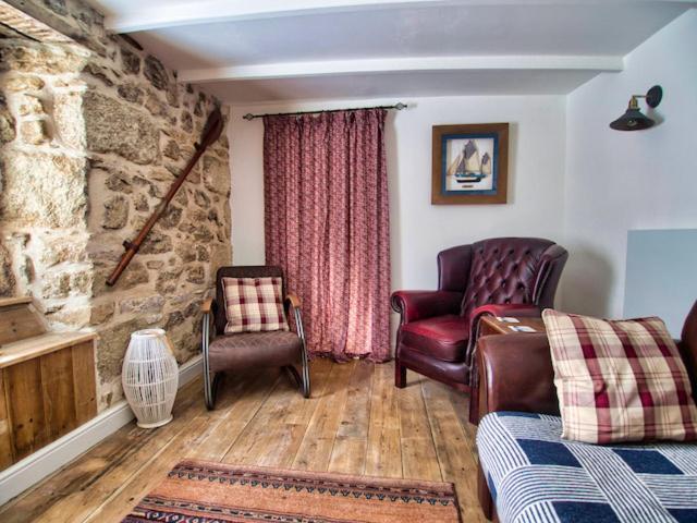 Knocker Cottage Is A 3 Bedroom Made Up Of 1 Double Bedroom And 2 Small Double Bedrooms In Small Village 10 Min To Beaches Camborne Extérieur photo