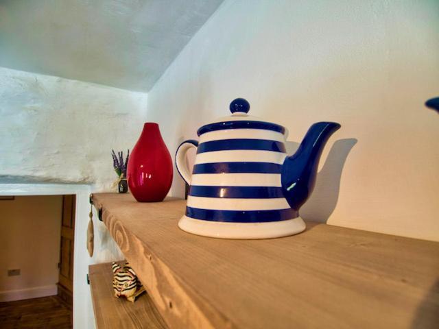 Knocker Cottage Is A 3 Bedroom Made Up Of 1 Double Bedroom And 2 Small Double Bedrooms In Small Village 10 Min To Beaches Camborne Extérieur photo