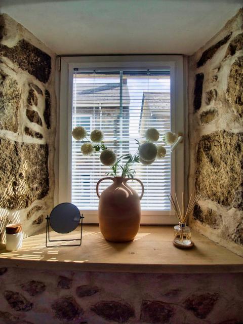 Knocker Cottage Is A 3 Bedroom Made Up Of 1 Double Bedroom And 2 Small Double Bedrooms In Small Village 10 Min To Beaches Camborne Extérieur photo
