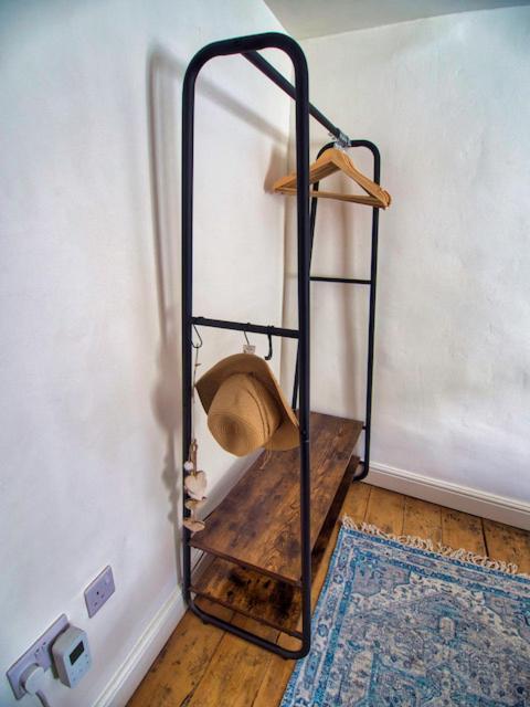 Knocker Cottage Is A 3 Bedroom Made Up Of 1 Double Bedroom And 2 Small Double Bedrooms In Small Village 10 Min To Beaches Camborne Extérieur photo