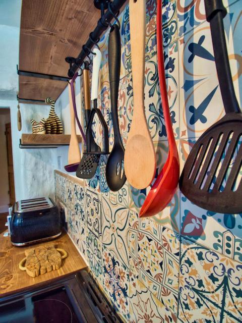 Knocker Cottage Is A 3 Bedroom Made Up Of 1 Double Bedroom And 2 Small Double Bedrooms In Small Village 10 Min To Beaches Camborne Extérieur photo