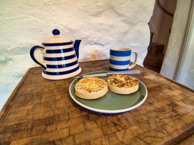 Knocker Cottage Is A 3 Bedroom Made Up Of 1 Double Bedroom And 2 Small Double Bedrooms In Small Village 10 Min To Beaches Camborne Extérieur photo